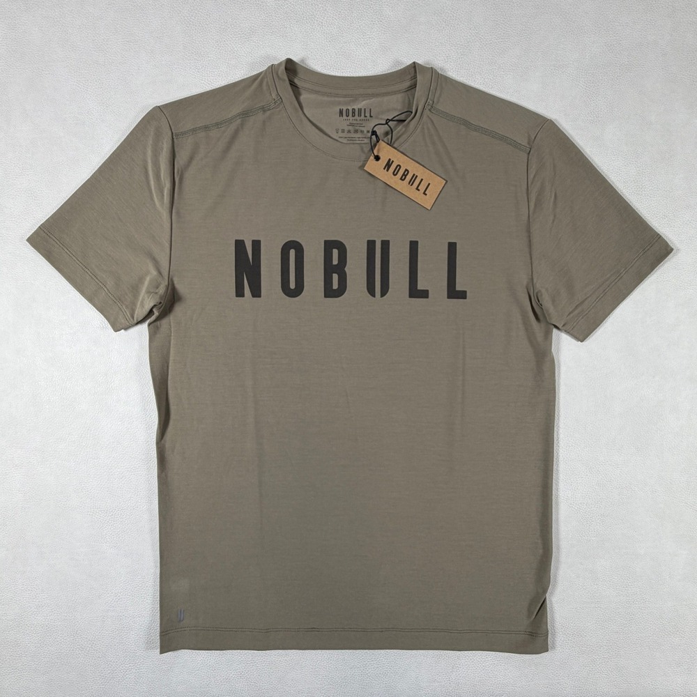 NOBULL Mens Short Sleeve Training Tee Olive Brown Graphic Logo Size Medium NEW